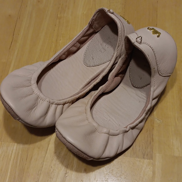 T & N by Sagar Shoes - T & N by Sagar Women’s Ecru Leather Ballet Flats Women’s Size 7